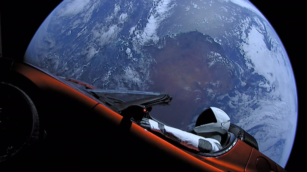Carro Tesla no Espaço (interna)